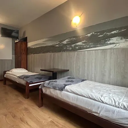 Goscinne Hostel *