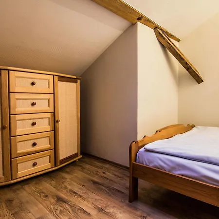 Goscinne Hostel *